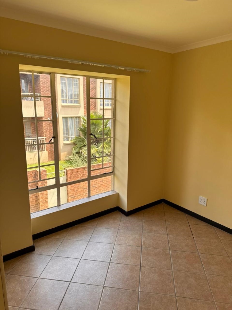 2 Bedroom Property for Sale in Mooikloof Gauteng