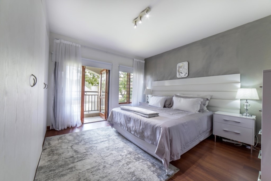 2 Bedroom Property for Sale in Woodmead Gauteng