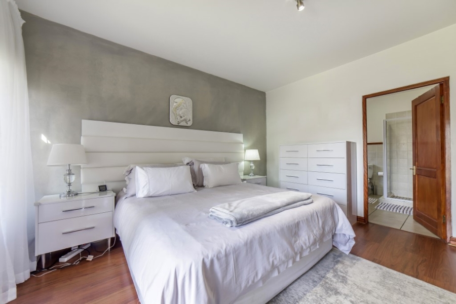 2 Bedroom Property for Sale in Woodmead Gauteng