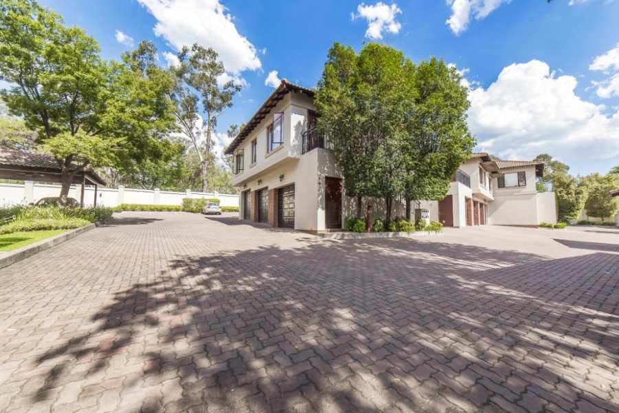 2 Bedroom Property for Sale in Woodmead Gauteng