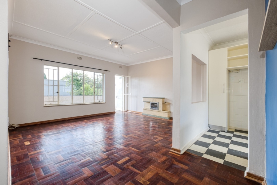 2 Bedroom Property for Sale in Linden Gauteng