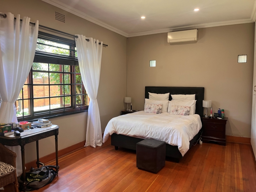 3 Bedroom Property for Sale in Highlands North Gauteng