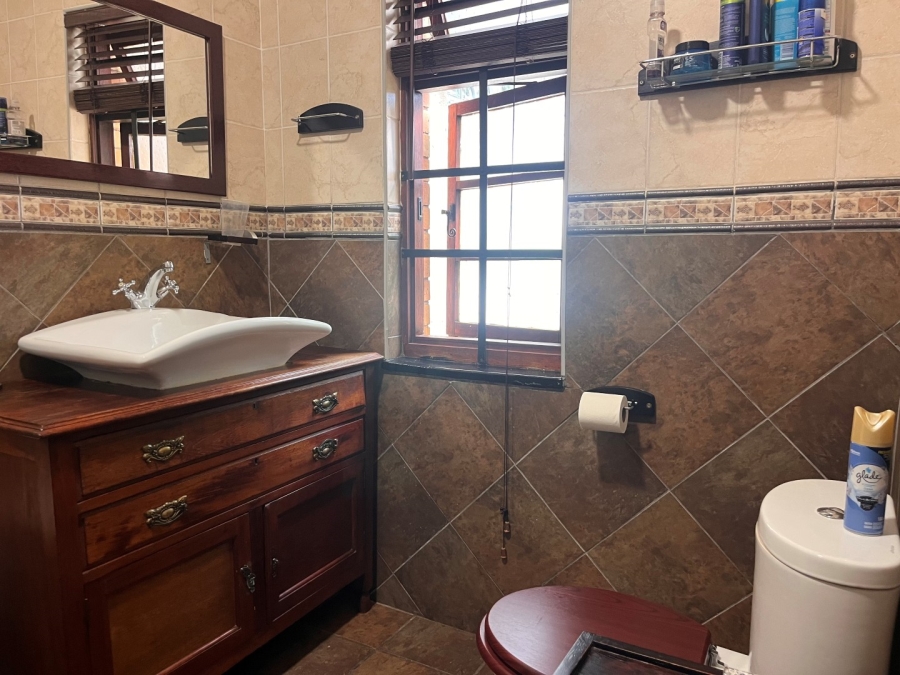 3 Bedroom Property for Sale in Highlands North Gauteng