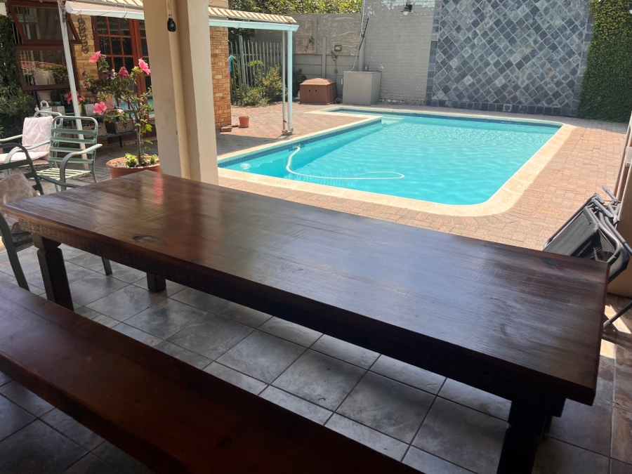 3 Bedroom Property for Sale in Highlands North Gauteng