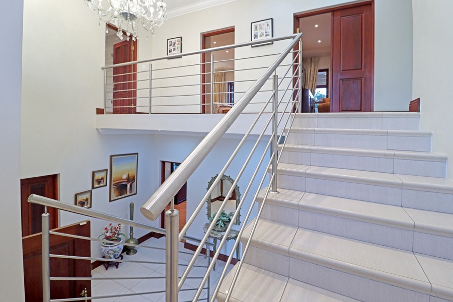 5 Bedroom Property for Sale in Bryanston Gauteng