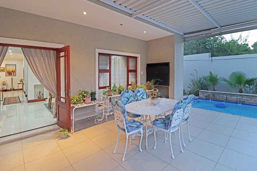 5 Bedroom Property for Sale in Bryanston Gauteng