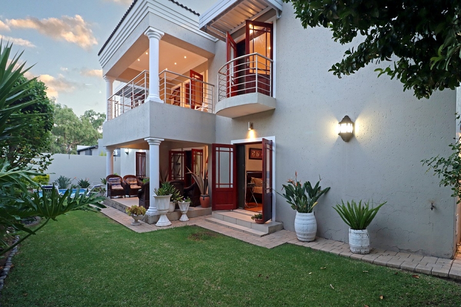 5 Bedroom Property for Sale in Bryanston Gauteng