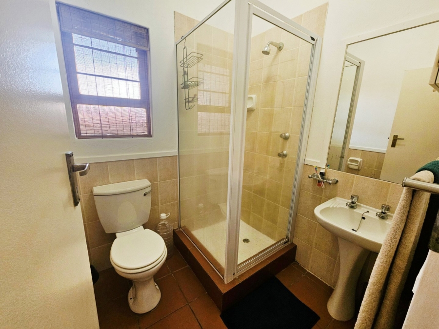 2 Bedroom Property for Sale in Sunninghill Gauteng