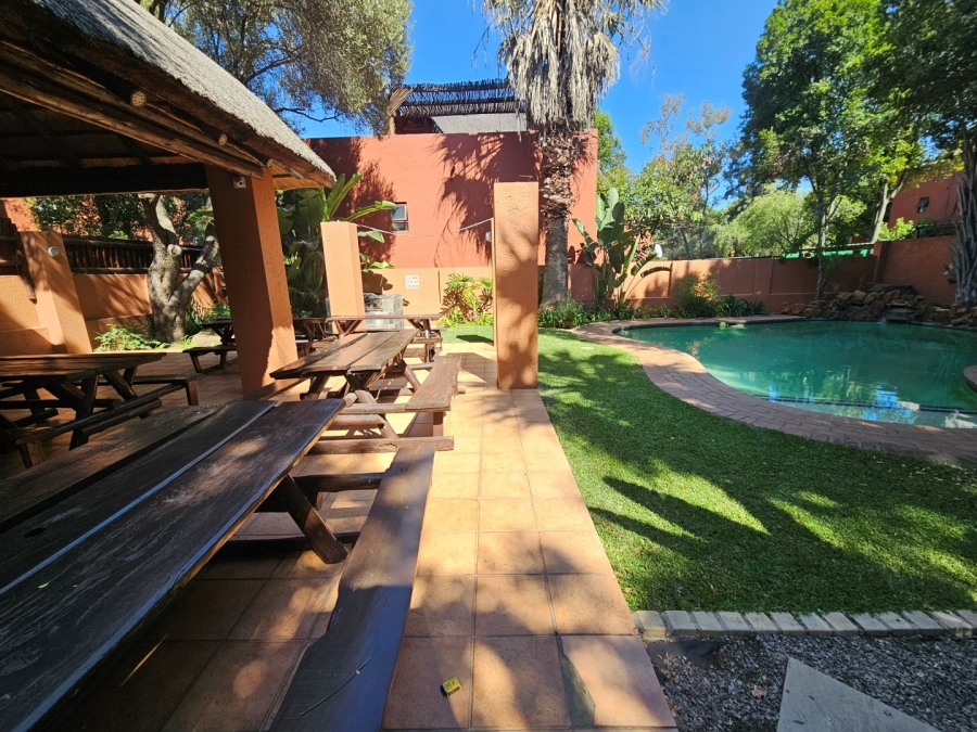 2 Bedroom Property for Sale in Sunninghill Gauteng