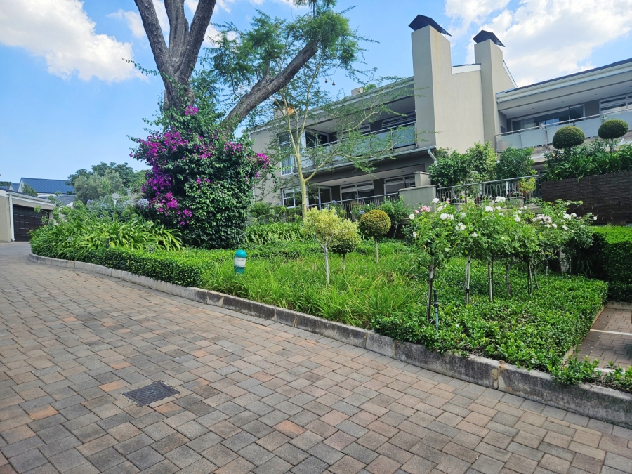 3 Bedroom Property for Sale in Dunkeld Gauteng