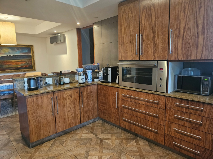 3 Bedroom Property for Sale in Dunkeld Gauteng