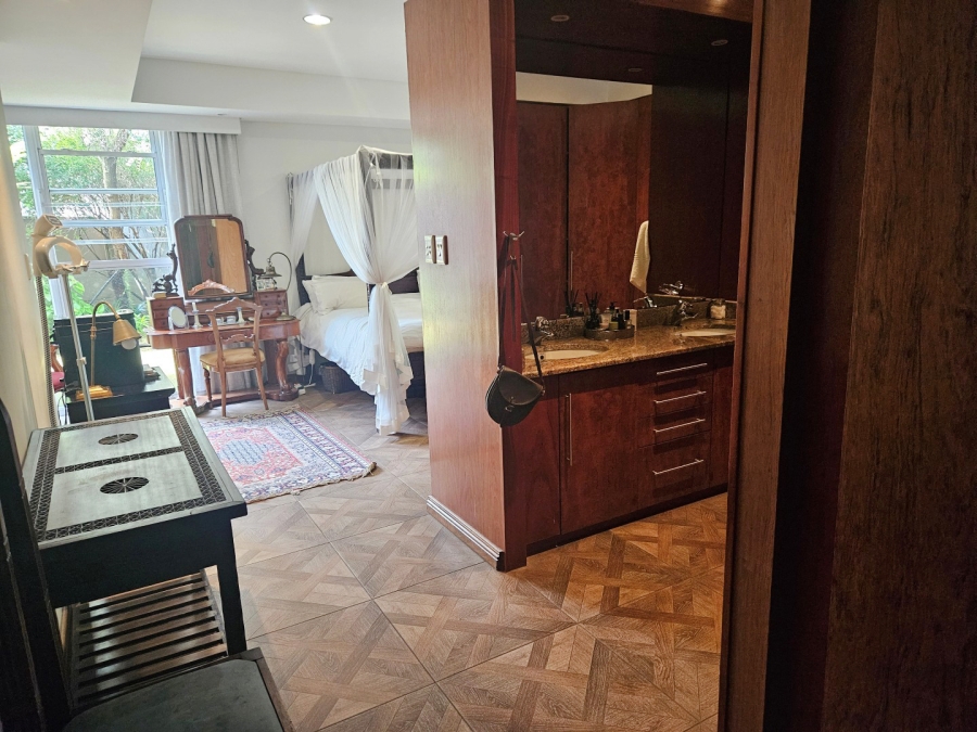 3 Bedroom Property for Sale in Dunkeld Gauteng