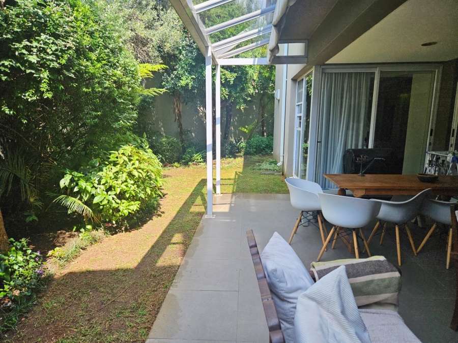 3 Bedroom Property for Sale in Dunkeld Gauteng