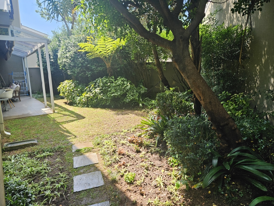 3 Bedroom Property for Sale in Dunkeld Gauteng