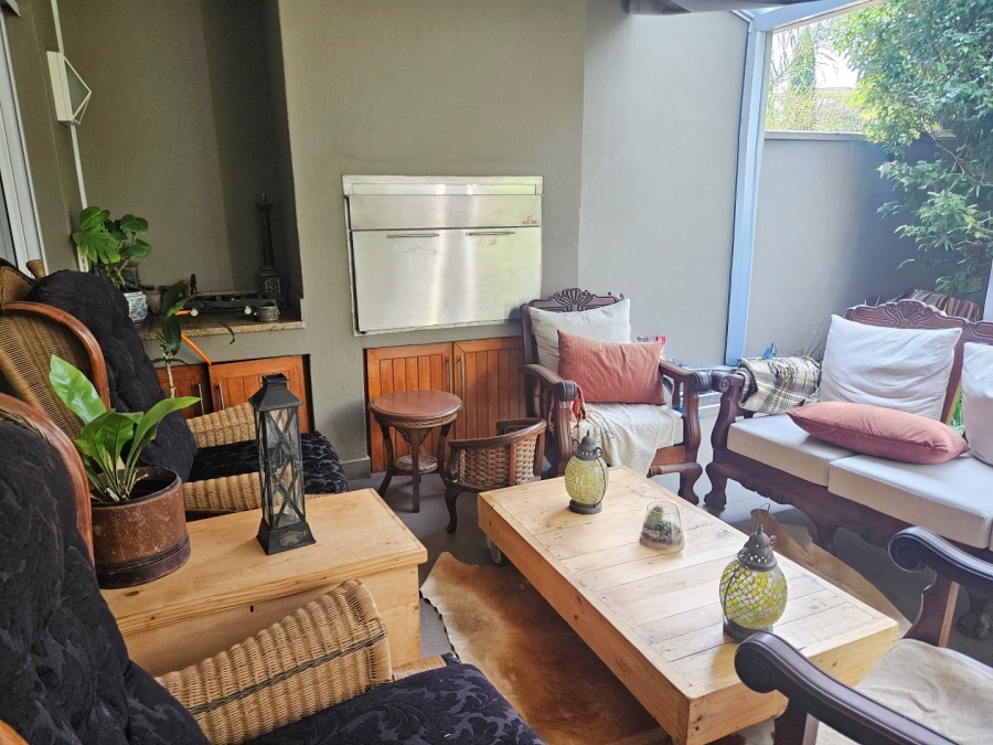 3 Bedroom Property for Sale in Dunkeld Gauteng