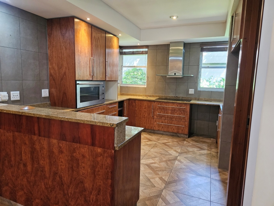 To Let 3 Bedroom Property for Rent in Dunkeld Gauteng