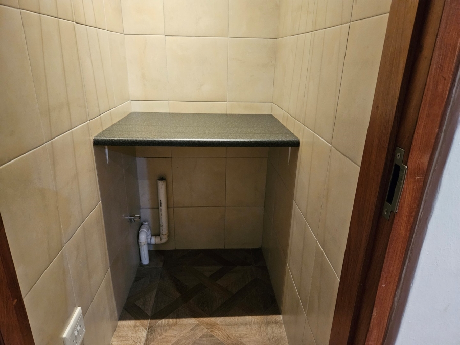 To Let 3 Bedroom Property for Rent in Dunkeld Gauteng