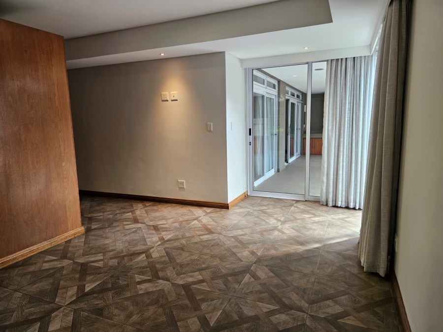 To Let 3 Bedroom Property for Rent in Dunkeld Gauteng