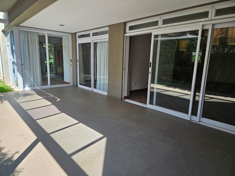 To Let 3 Bedroom Property for Rent in Dunkeld Gauteng