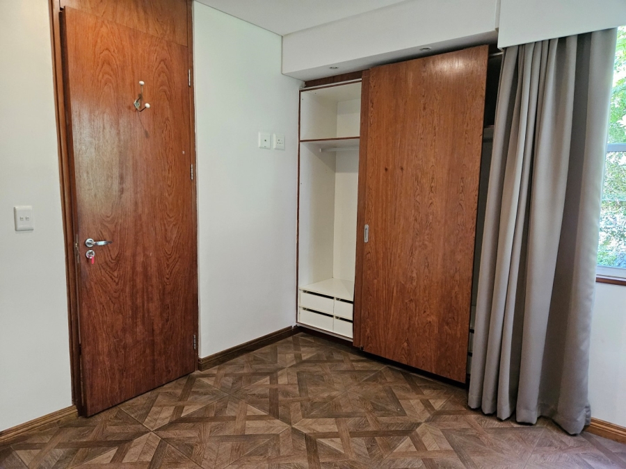 To Let 3 Bedroom Property for Rent in Dunkeld Gauteng