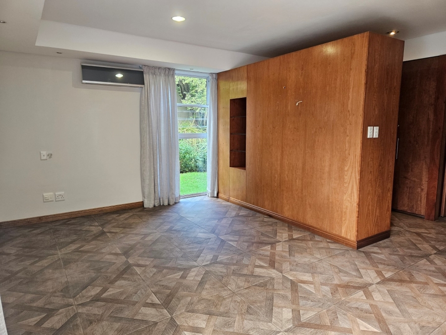 To Let 3 Bedroom Property for Rent in Dunkeld Gauteng
