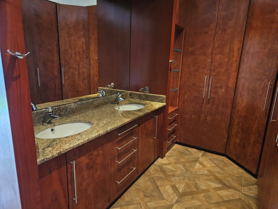 To Let 3 Bedroom Property for Rent in Dunkeld Gauteng