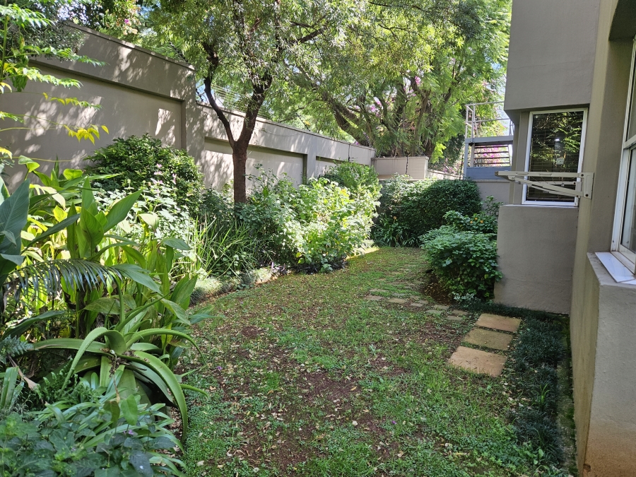 To Let 3 Bedroom Property for Rent in Dunkeld Gauteng