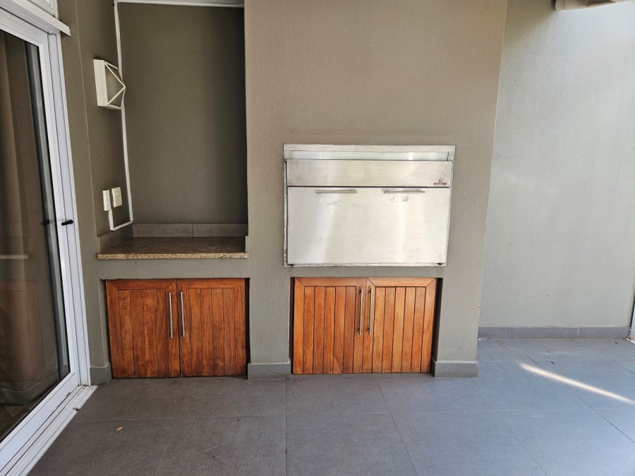 To Let 3 Bedroom Property for Rent in Dunkeld Gauteng