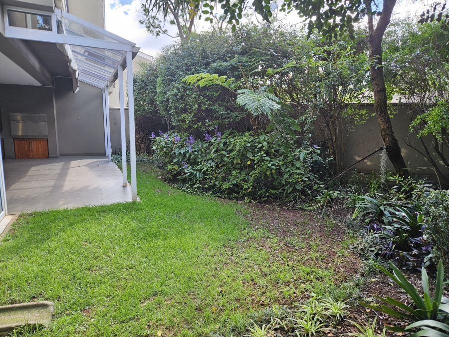 To Let 3 Bedroom Property for Rent in Dunkeld Gauteng