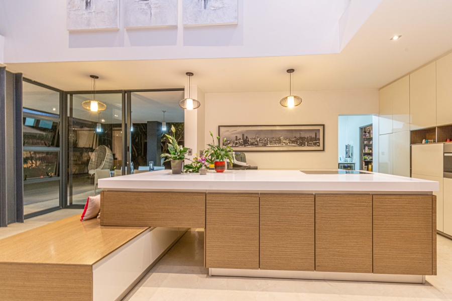 4 Bedroom Property for Sale in Greenside Gauteng