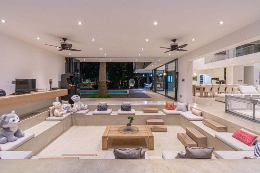 4 Bedroom Property for Sale in Greenside Gauteng