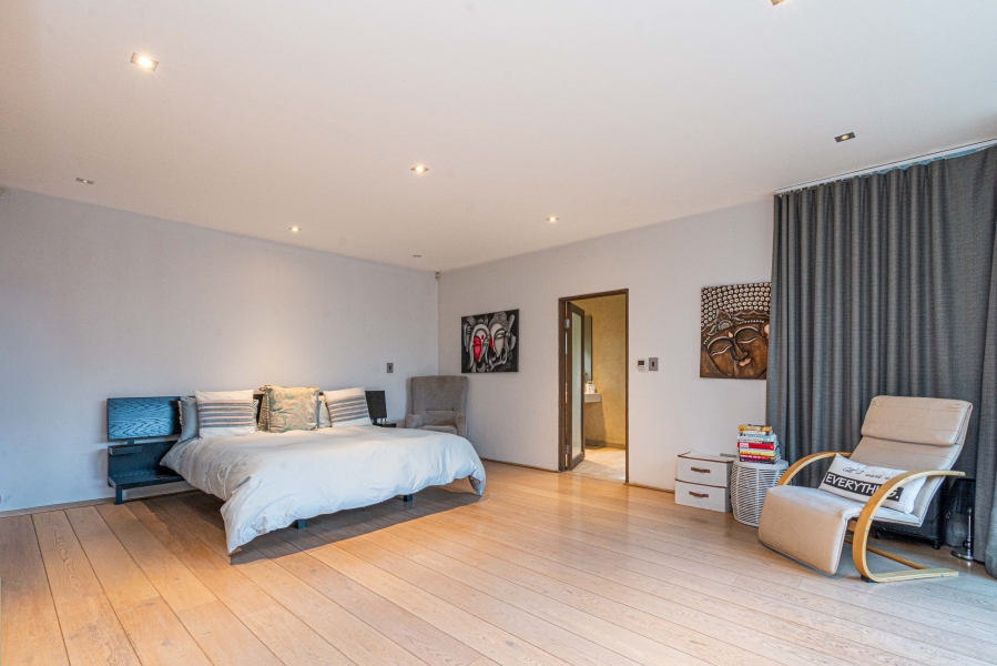 4 Bedroom Property for Sale in Greenside Gauteng