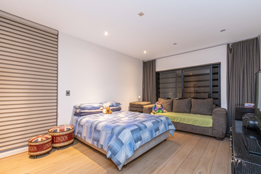 4 Bedroom Property for Sale in Greenside Gauteng