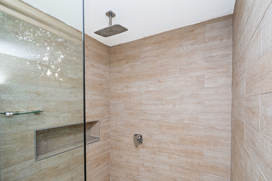 4 Bedroom Property for Sale in Greenside Gauteng