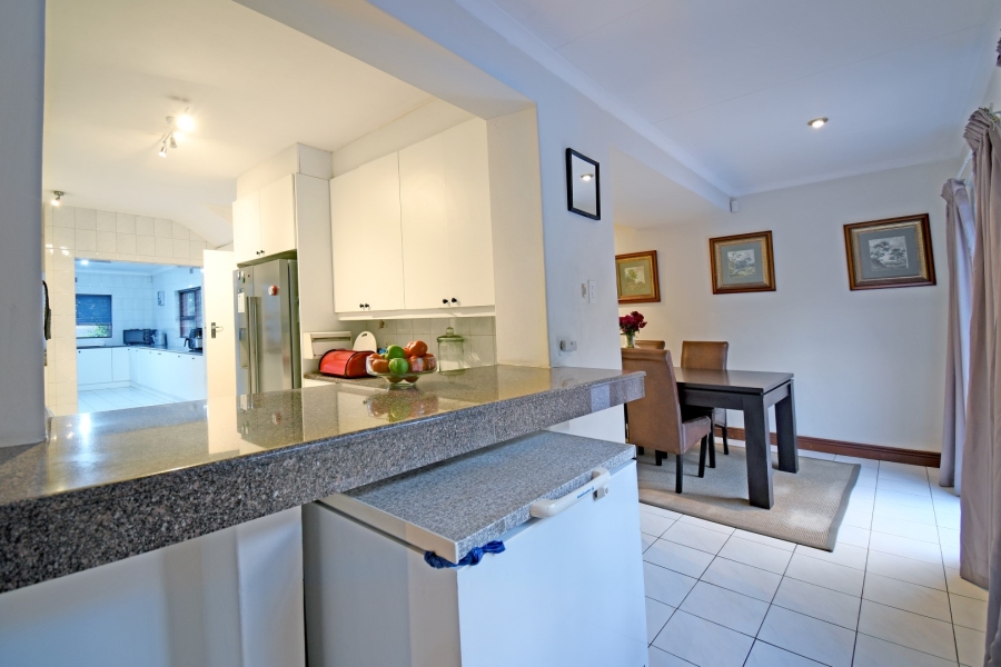 4 Bedroom Property for Sale in Petervale Gauteng