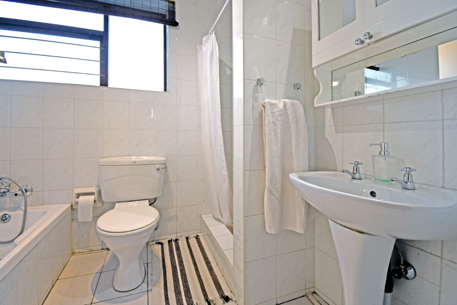 4 Bedroom Property for Sale in Petervale Gauteng