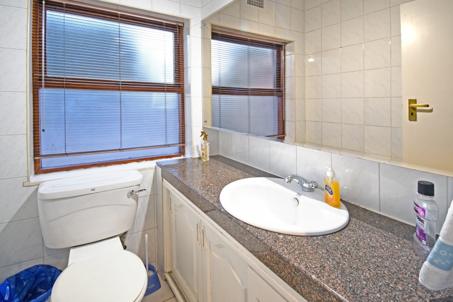 4 Bedroom Property for Sale in Petervale Gauteng