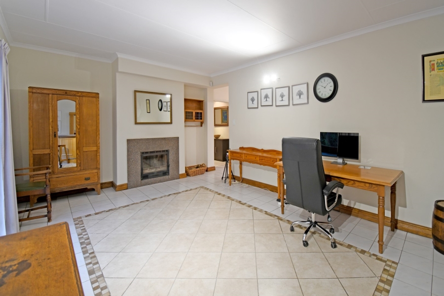 4 Bedroom Property for Sale in Petervale Gauteng