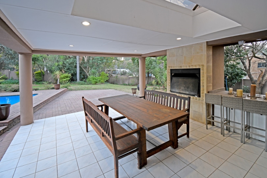 4 Bedroom Property for Sale in Petervale Gauteng