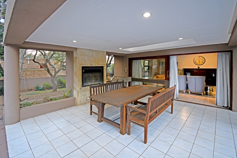 4 Bedroom Property for Sale in Petervale Gauteng