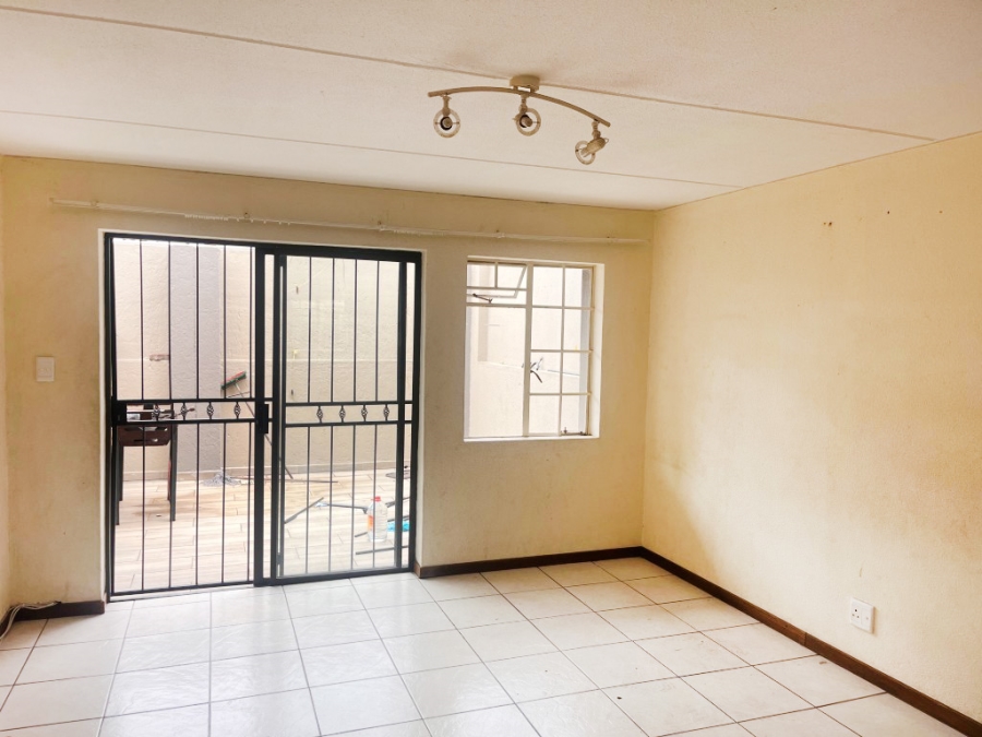 2 Bedroom Property for Sale in Primrose Hill Gauteng