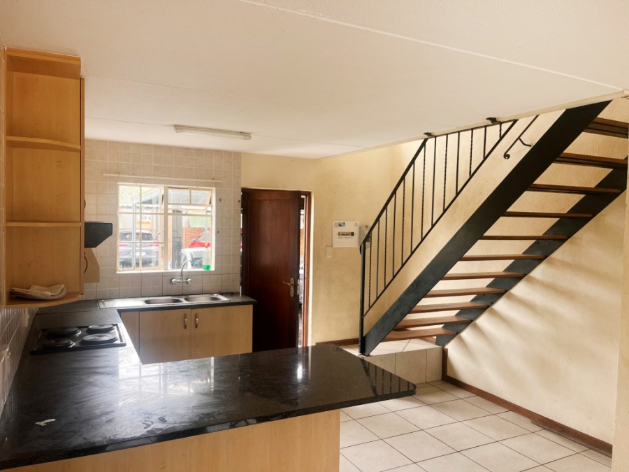 2 Bedroom Property for Sale in Primrose Hill Gauteng
