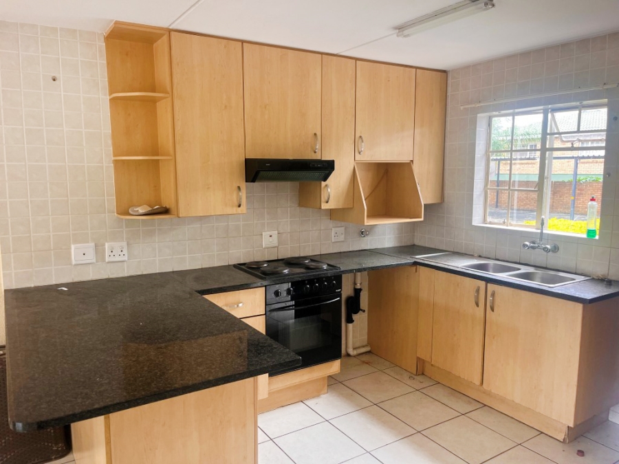 2 Bedroom Property for Sale in Primrose Hill Gauteng