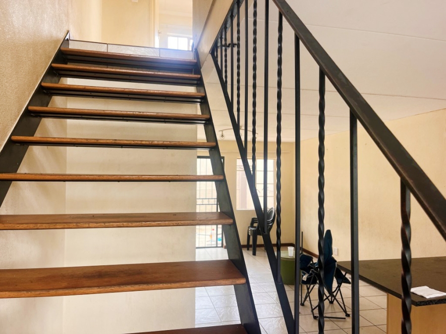 2 Bedroom Property for Sale in Primrose Hill Gauteng