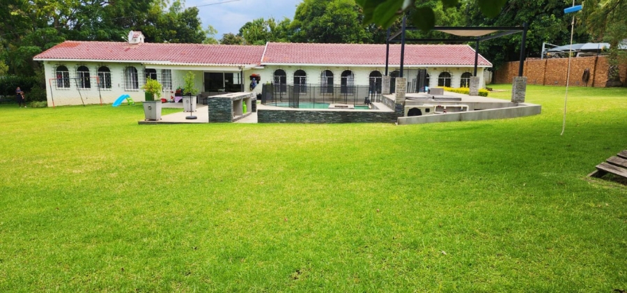 4 Bedroom Property for Sale in Petervale Gauteng