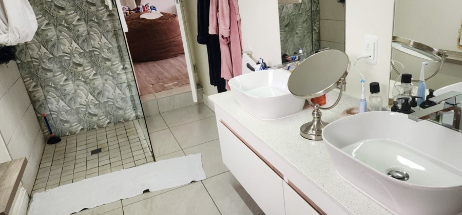 4 Bedroom Property for Sale in Petervale Gauteng