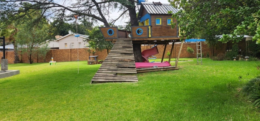 4 Bedroom Property for Sale in Petervale Gauteng