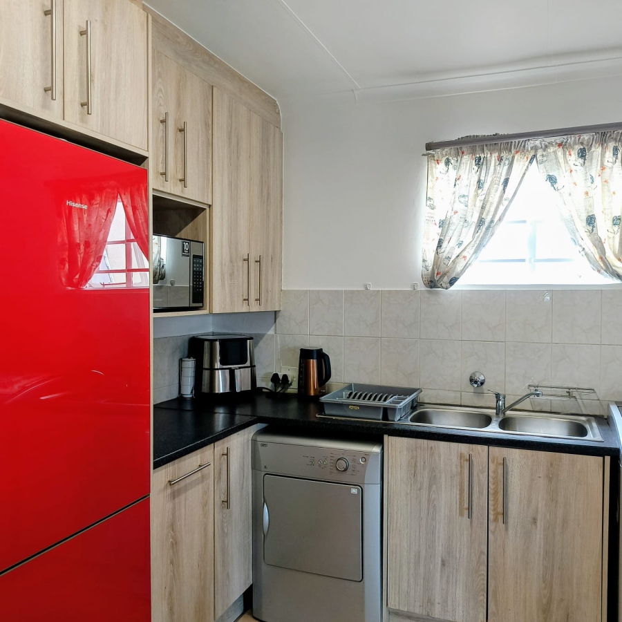 2 Bedroom Property for Sale in Radiokop Gauteng