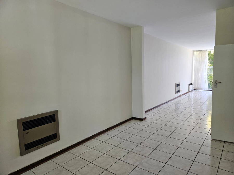 2 Bedroom Property for Sale in Dunkeld Gauteng