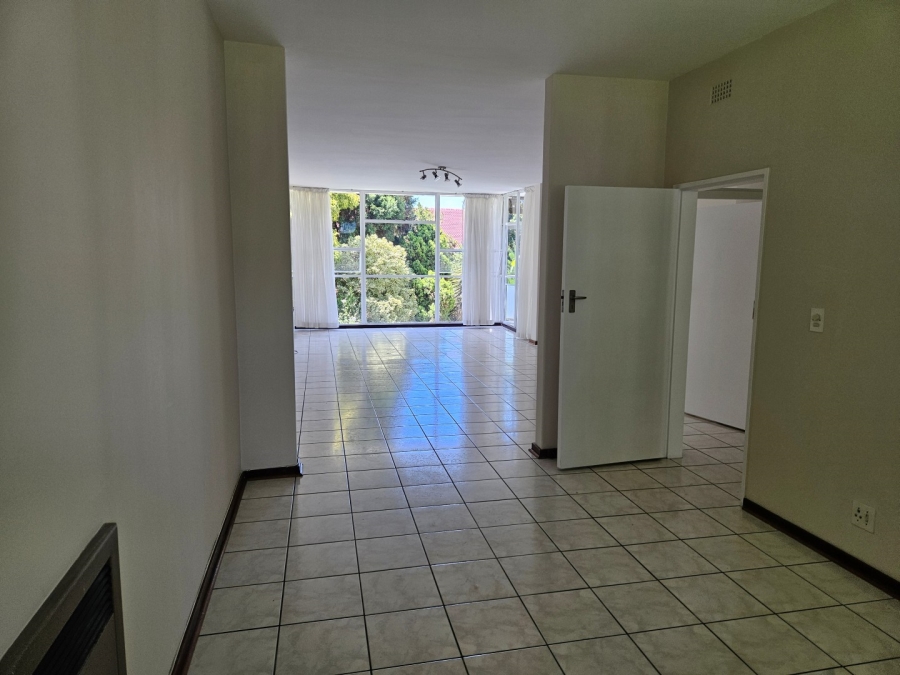 2 Bedroom Property for Sale in Dunkeld Gauteng